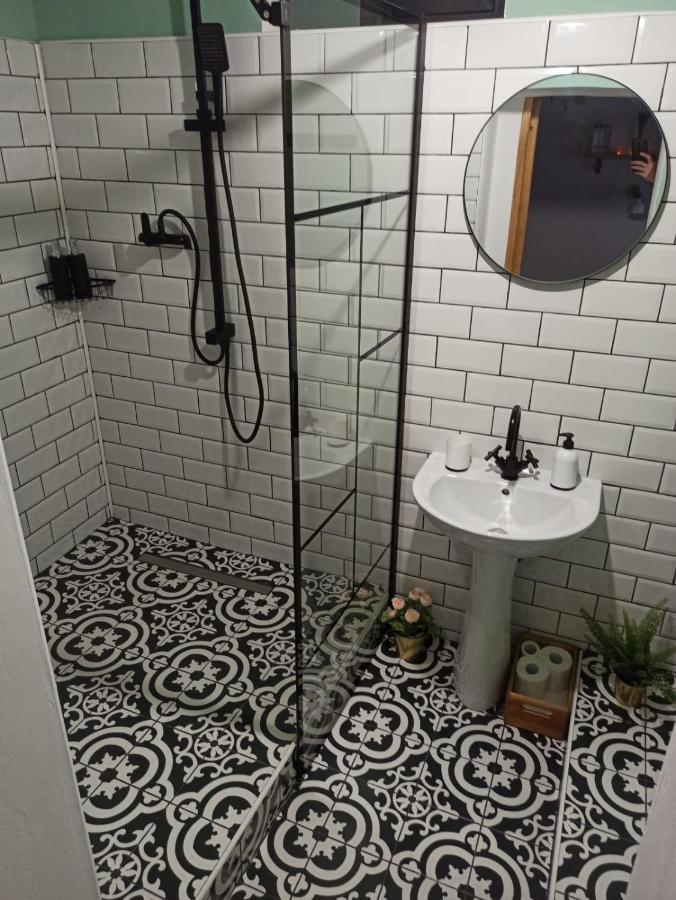 Home Central Apartment Braşov Buitenkant foto