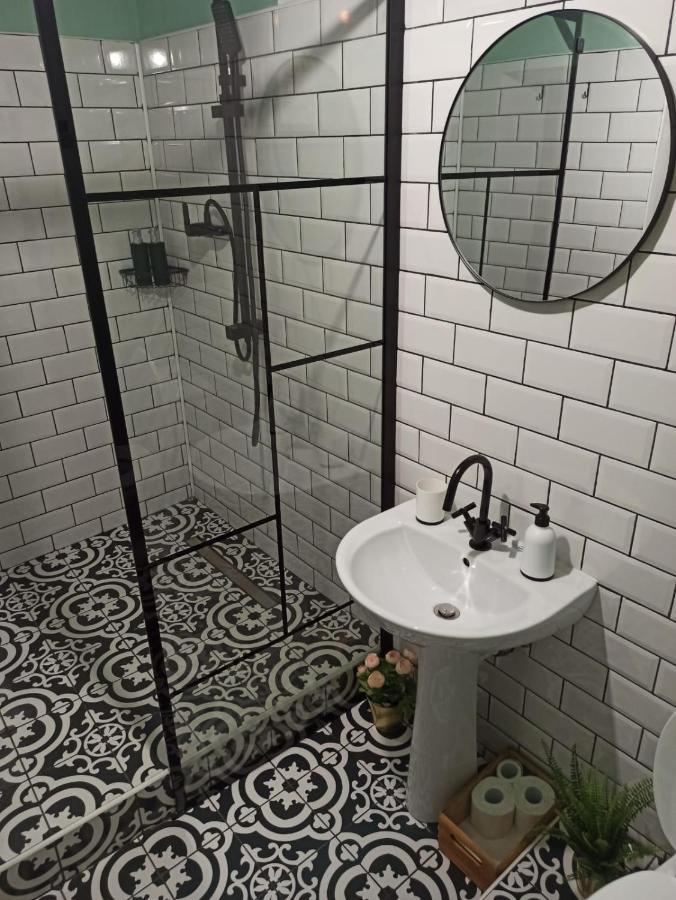 Home Central Apartment Braşov Buitenkant foto